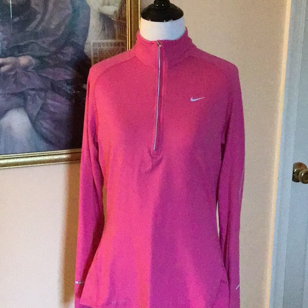 Nike pullover 1/2 zip work out sweat shirt